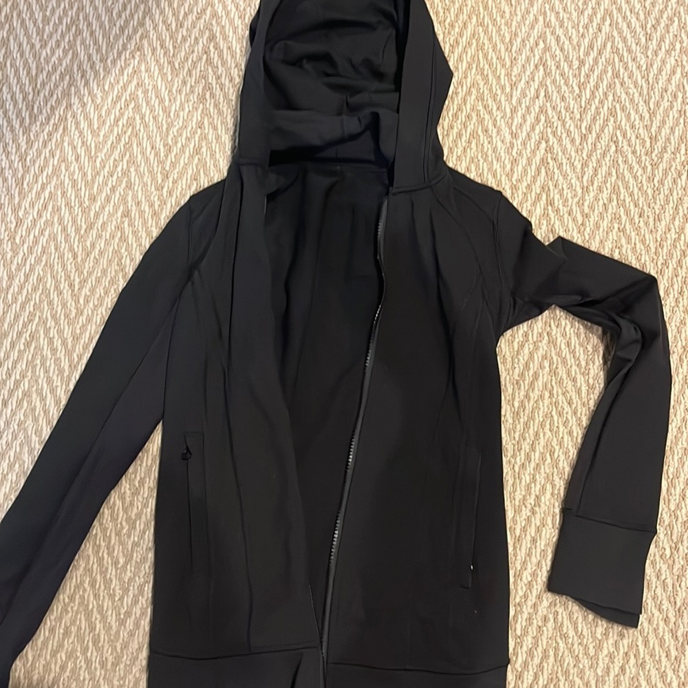 Lululemon long yoga top black size 2